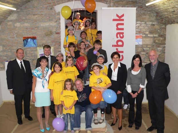 Gruppenbild - 1374353.1 Gruppenbild - 1374353.1