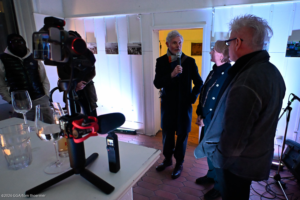 _Z532960.jpg - 15115580.1